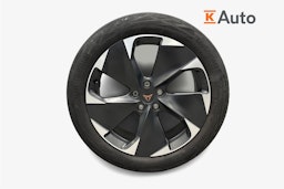 valkoinen CUPRA Born 2022 kuva 11.