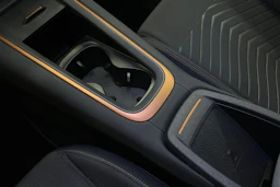 Harmaa CUPRA BORN 2022 kuva 15.
