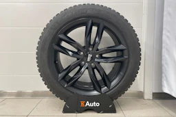 Harmaa CUPRA BORN 2022 kuva 21.