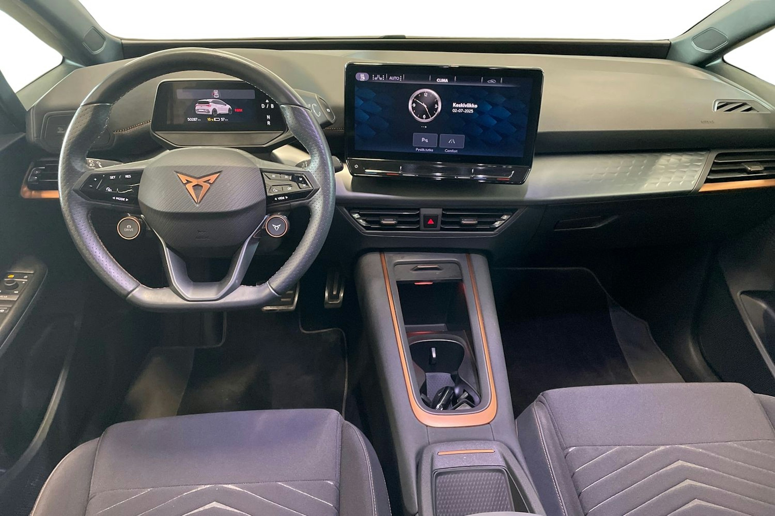 harmaa CUPRA Born 2022 kuva 9.