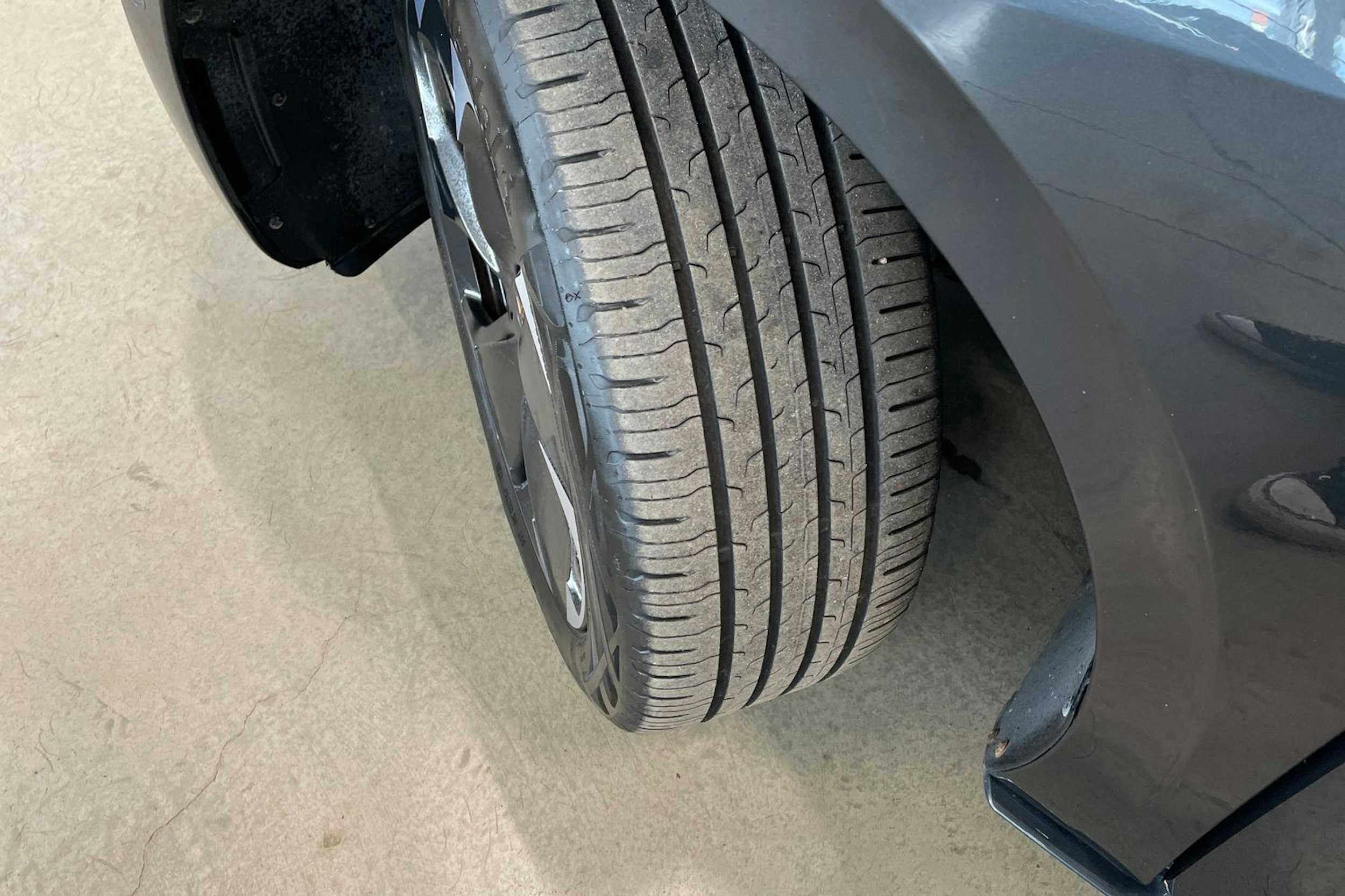 harmaa CUPRA Born 2022 kuva 13.