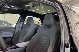 harmaa CUPRA Born 2022 kuva 15.