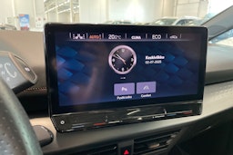 harmaa CUPRA Born 2022 kuva 22.