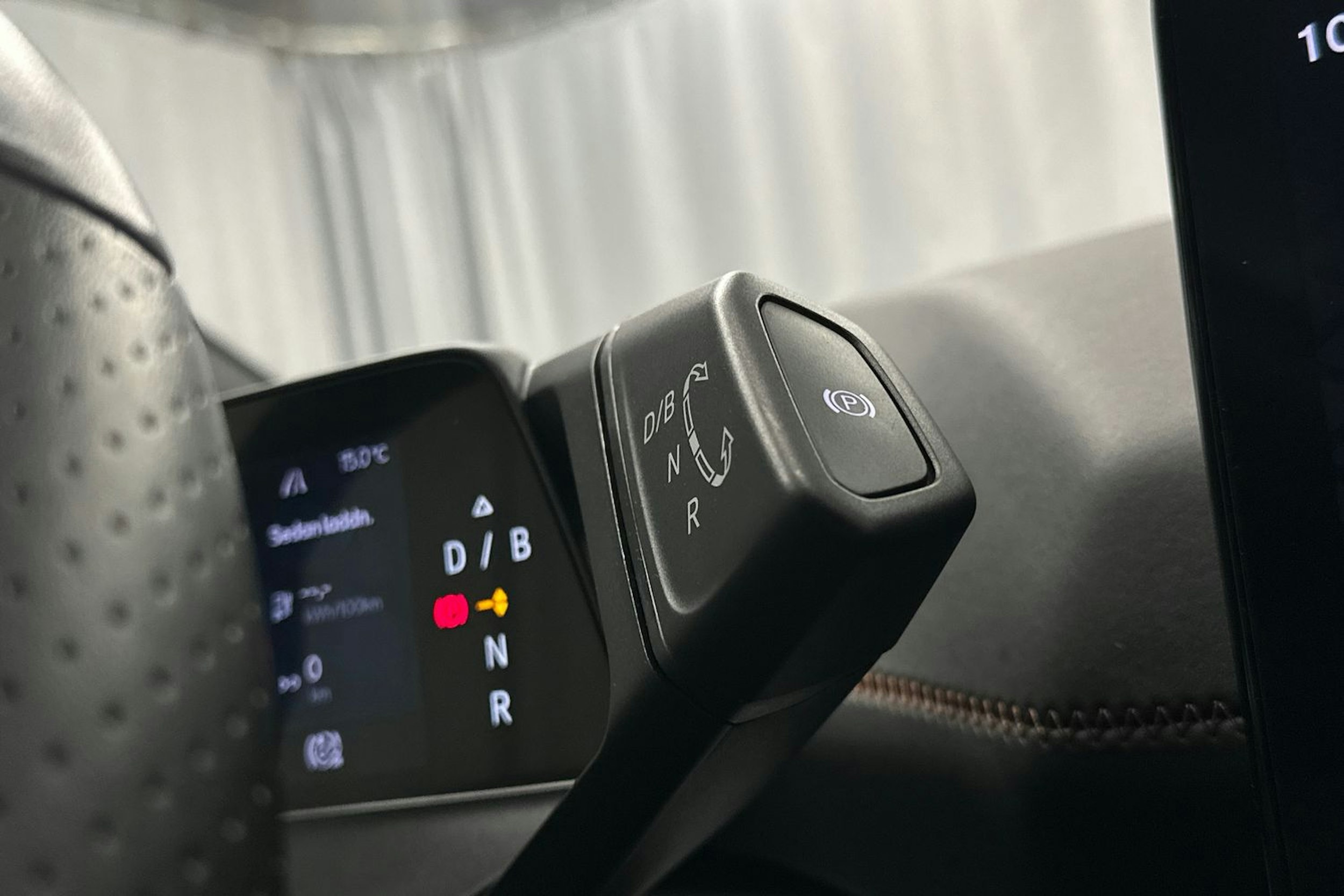 harmaa CUPRA Born 2022 kuva 20.