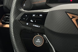 sininen CUPRA Born 2022 kuva 17.