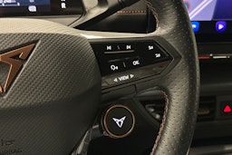 sininen CUPRA Born 2022 kuva 18.