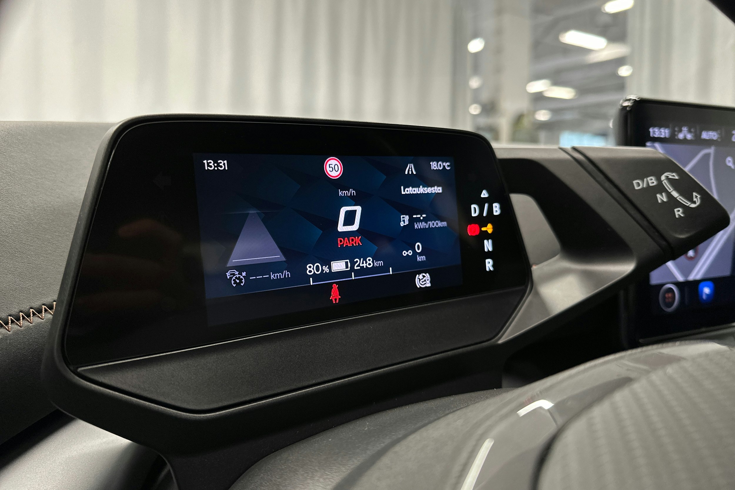 sininen CUPRA Born 2022 kuva 19.