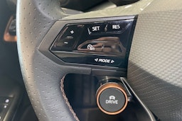 met. valkoinen CUPRA Born 2023 kuva 15.