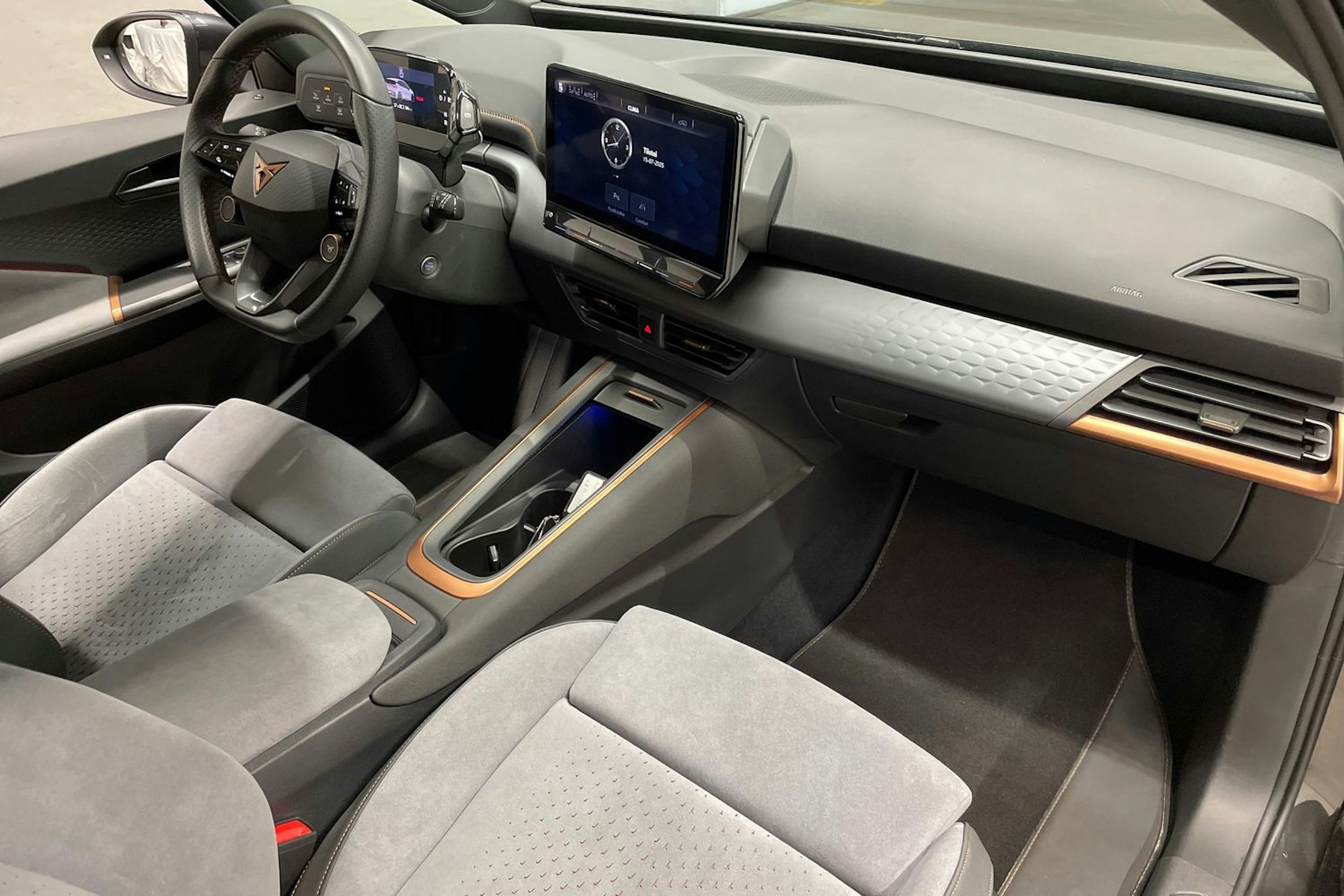 met. harmaa CUPRA Born 2023 kuva 28.