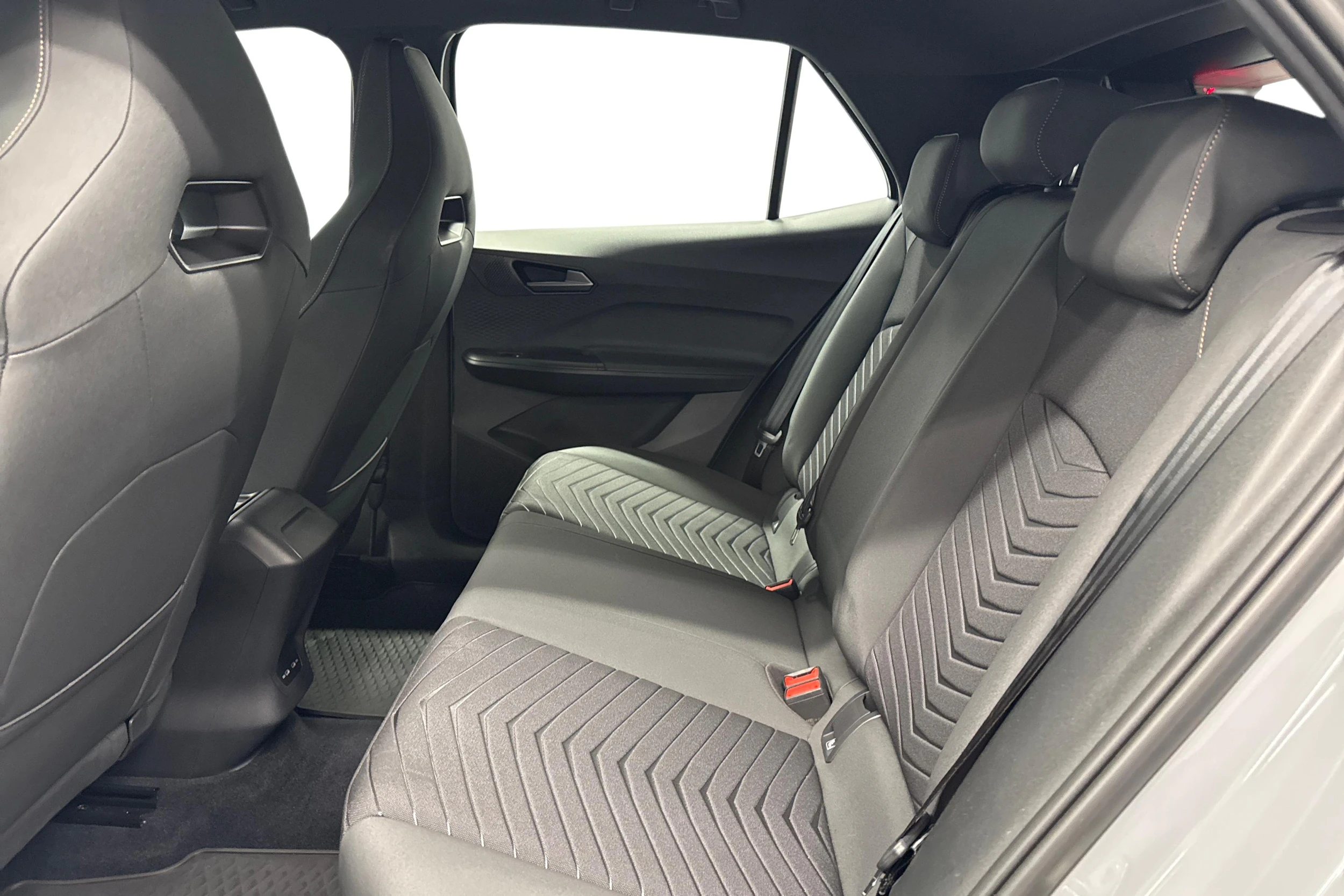 harmaa CUPRA Born 2023 kuva 11.