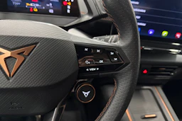 harmaa CUPRA Born 2023 kuva 16.