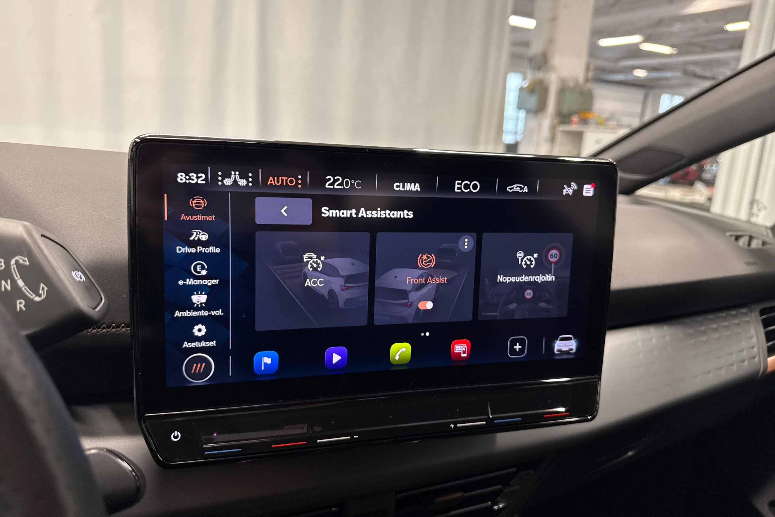 harmaa CUPRA Born 2023 kuva 27.