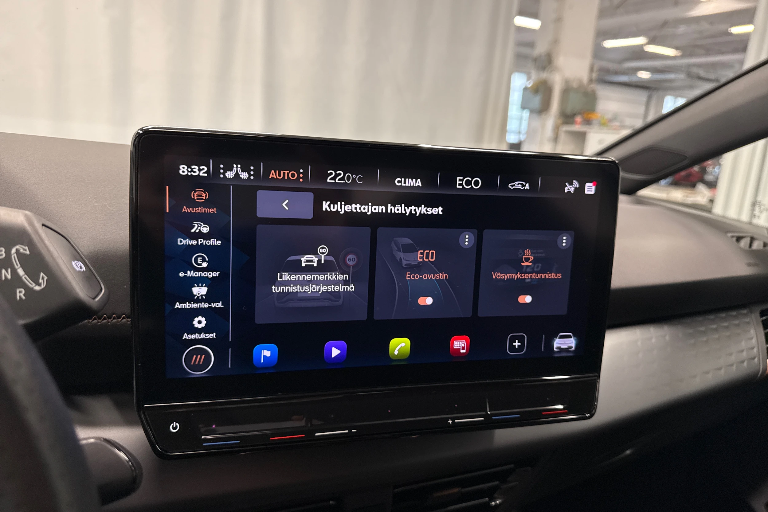harmaa CUPRA Born 2023 kuva 28.