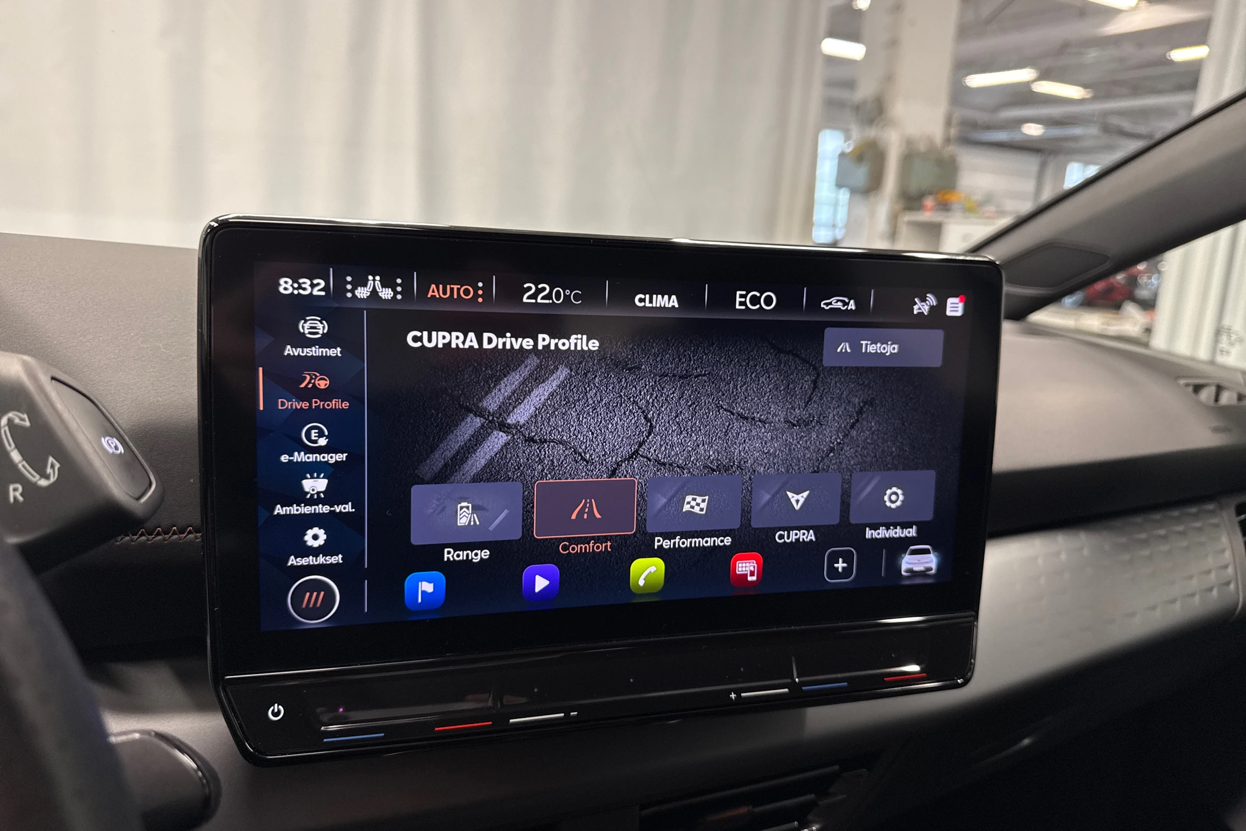 harmaa CUPRA Born 2023 kuva 29.