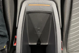 harmaa CUPRA Born 2023 kuva 32.