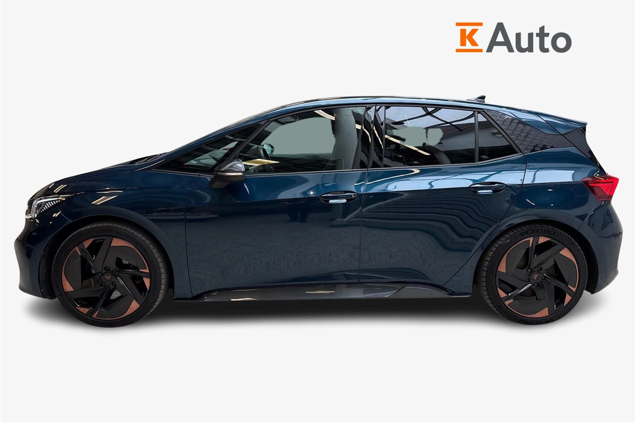 sininen CUPRA Born 2023 kuva 7.