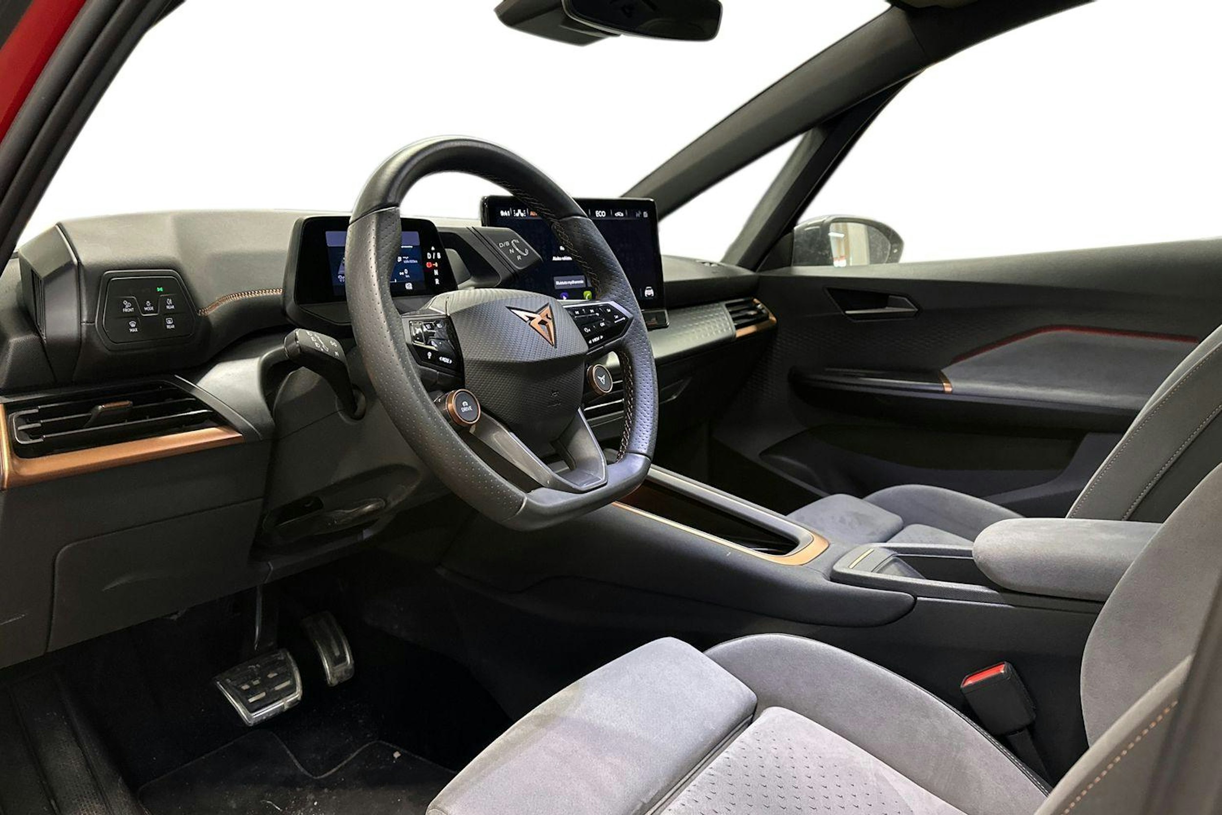 punainen CUPRA Born 2023 kuva 3.