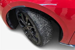 punainen CUPRA Born 2023 kuva 9.