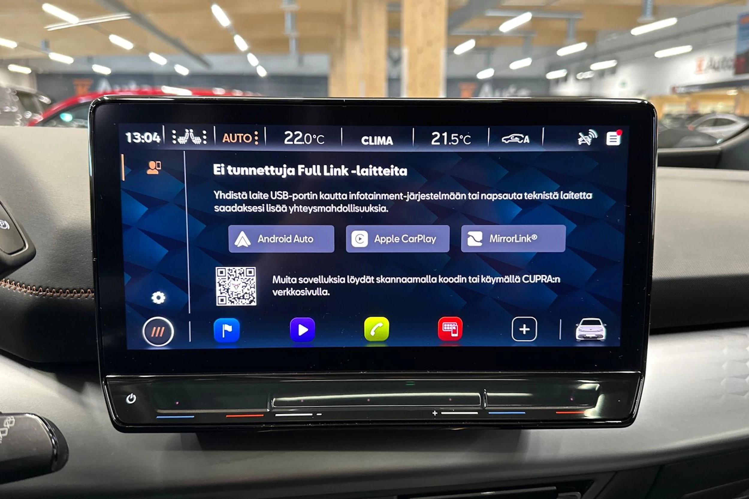 punainen CUPRA Born 2023 kuva 22.