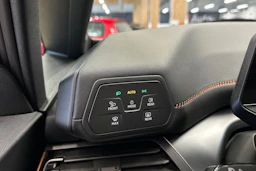 punainen CUPRA Born 2023 kuva 30.