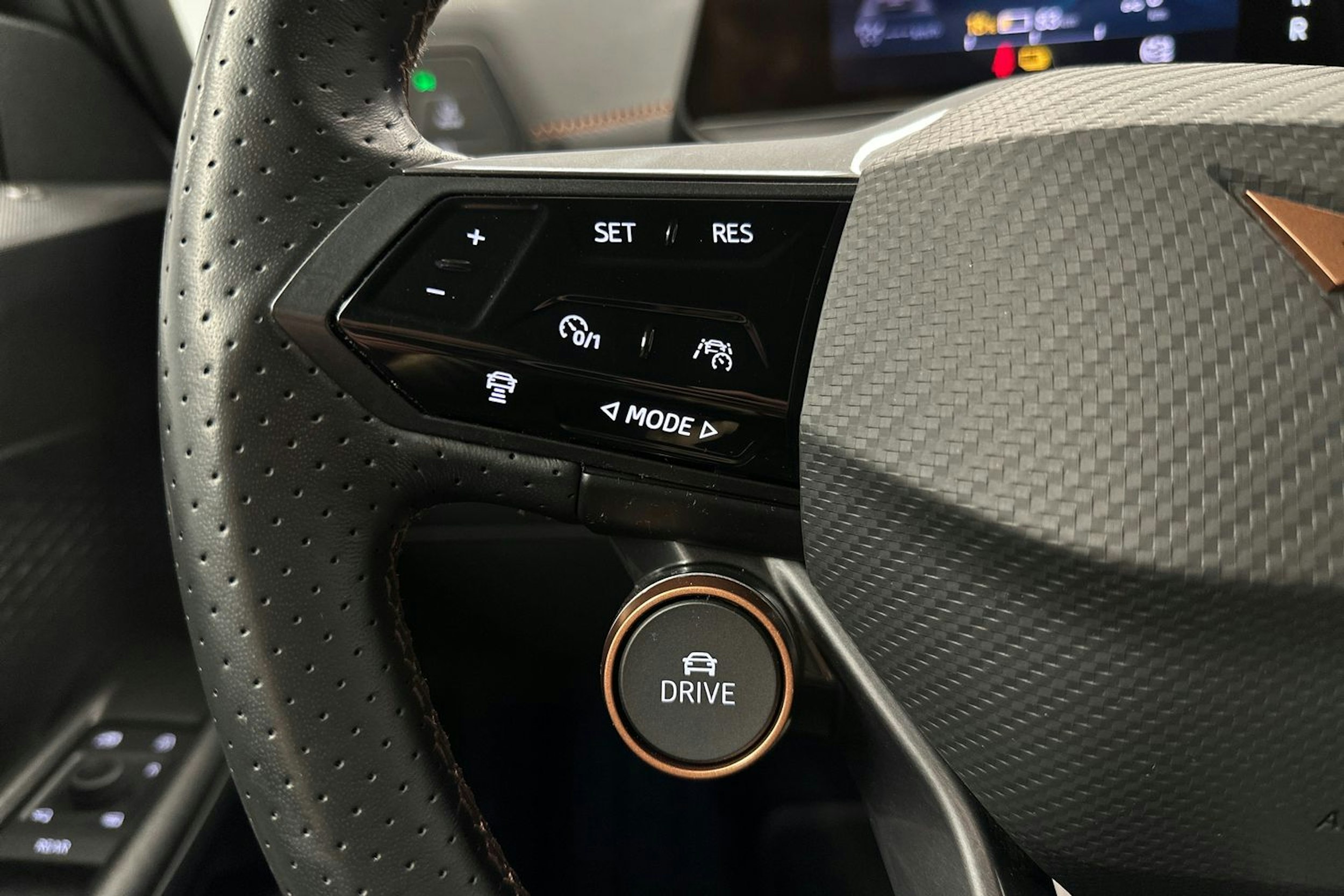 harmaa CUPRA Born 2023 kuva 16.