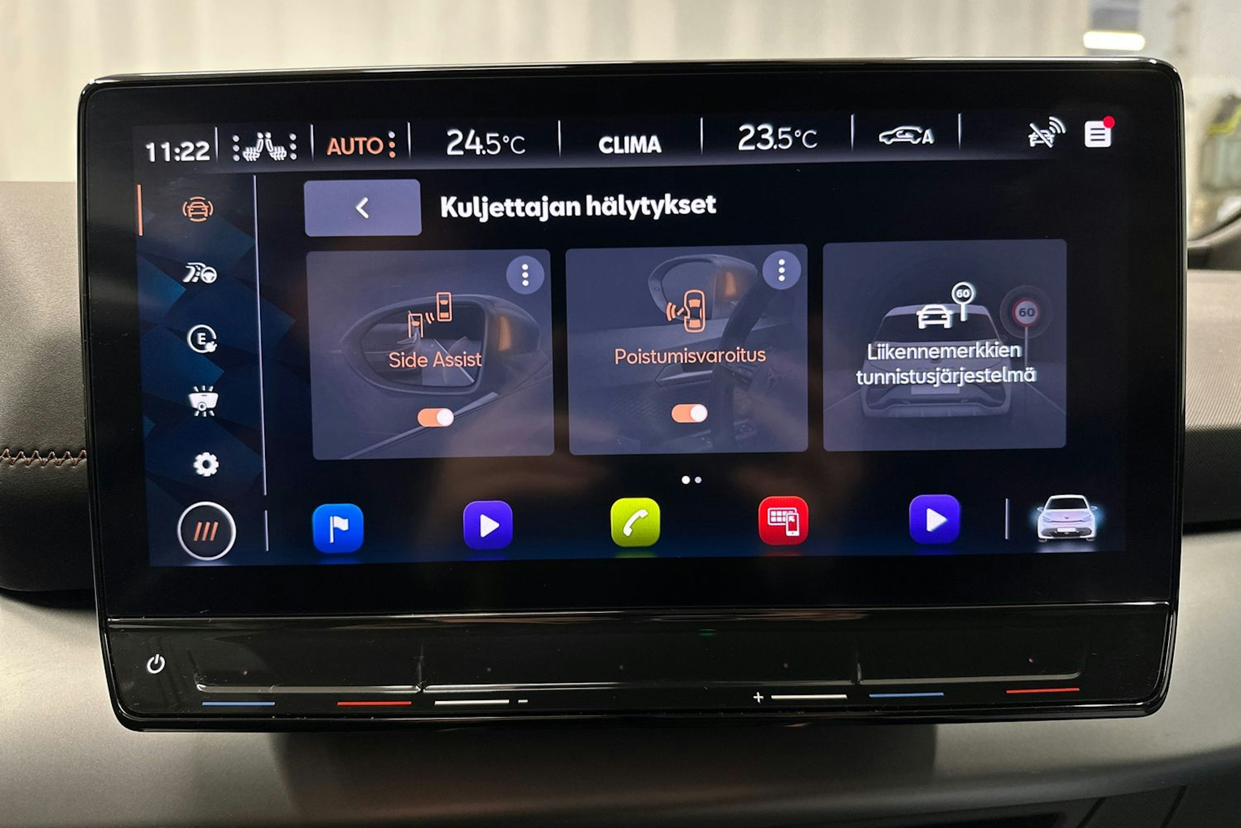 harmaa CUPRA Born 2023 kuva 26.