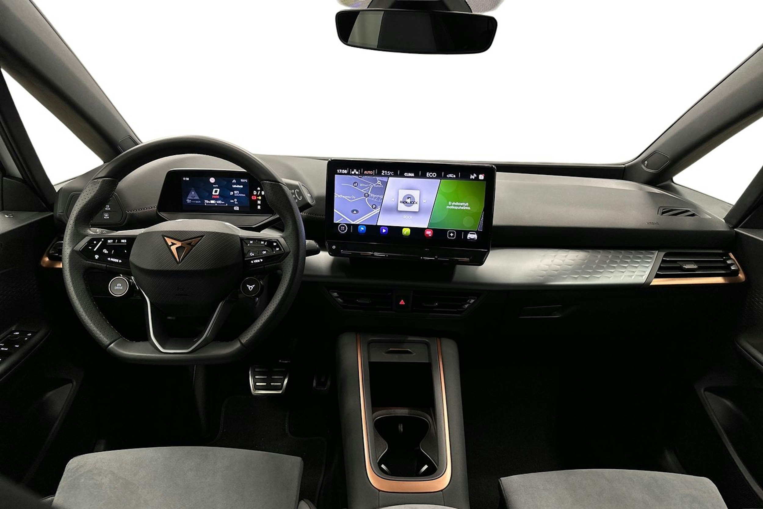 valkoinen CUPRA Born 2023 kuva 7.