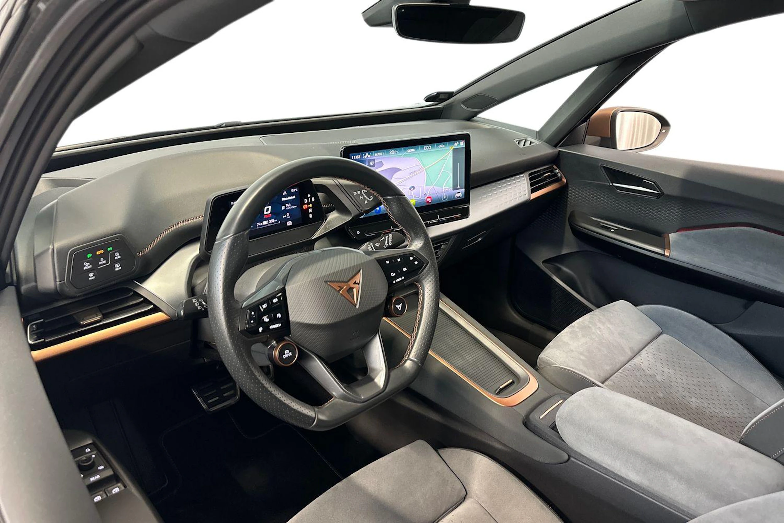 harmaa CUPRA Born 2023 kuva 8.