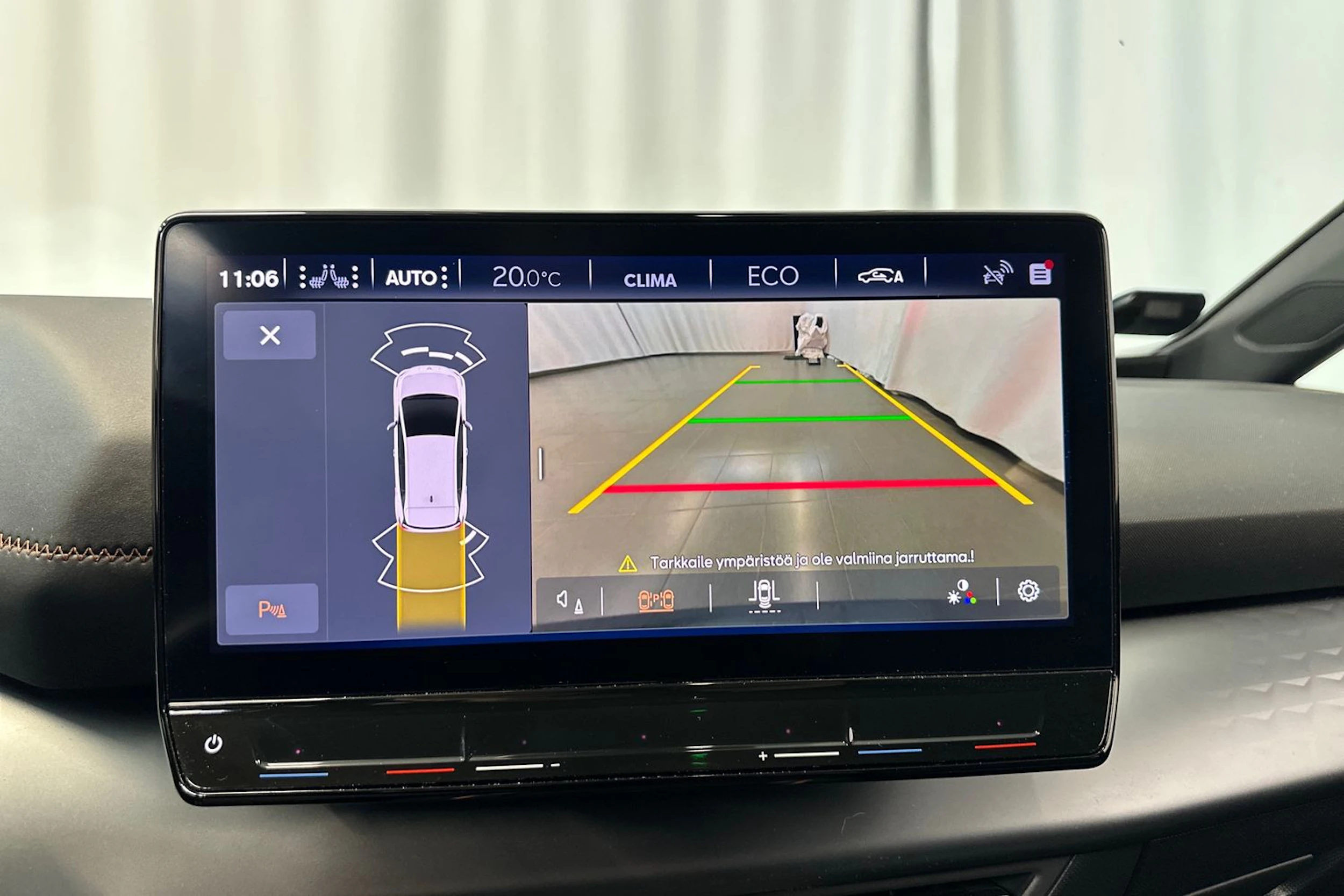 harmaa CUPRA Born 2023 kuva 24.