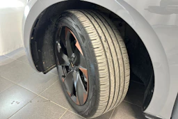 harmaa CUPRA Born 2023 kuva 31.