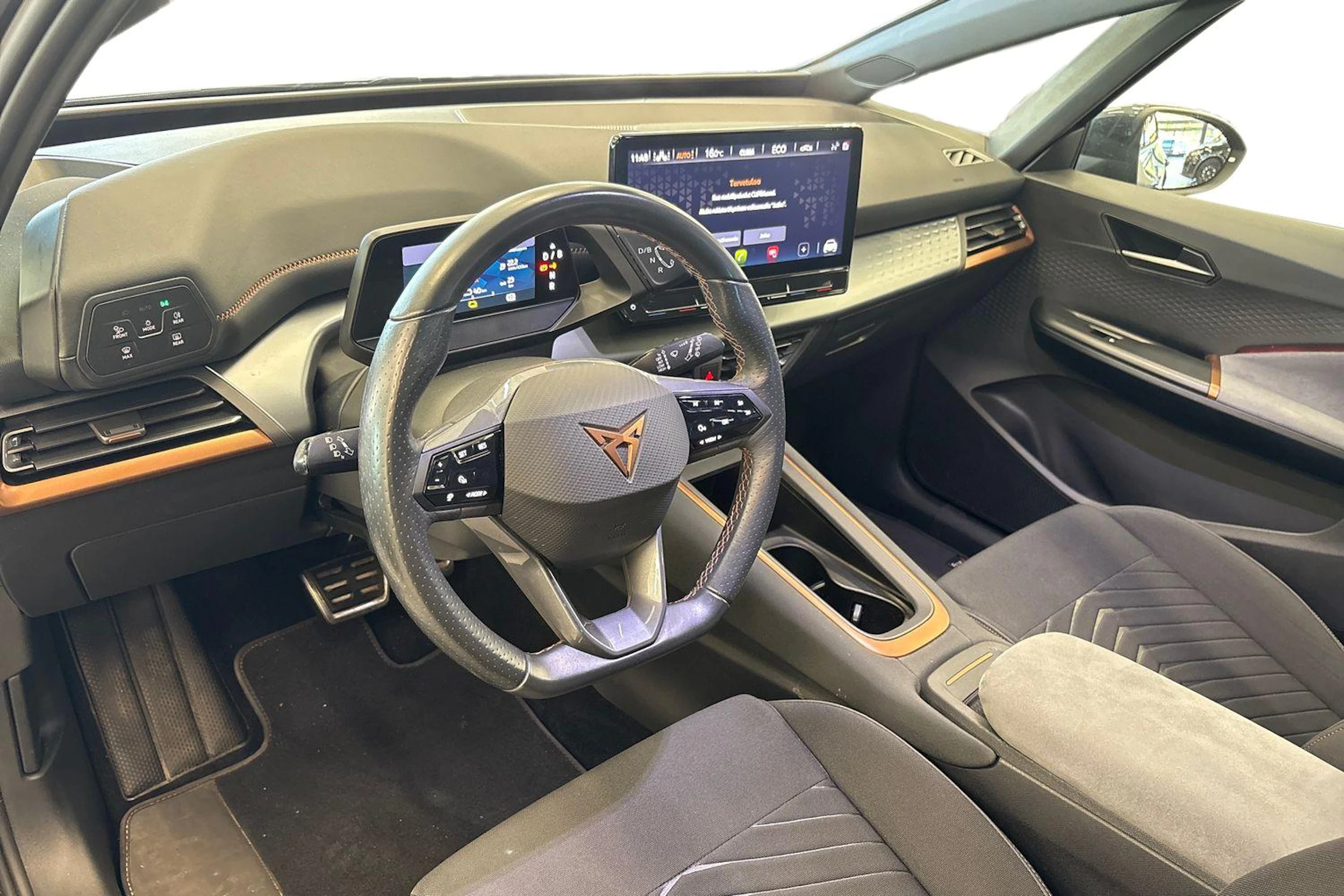 harmaa CUPRA Born 2023 kuva 6.