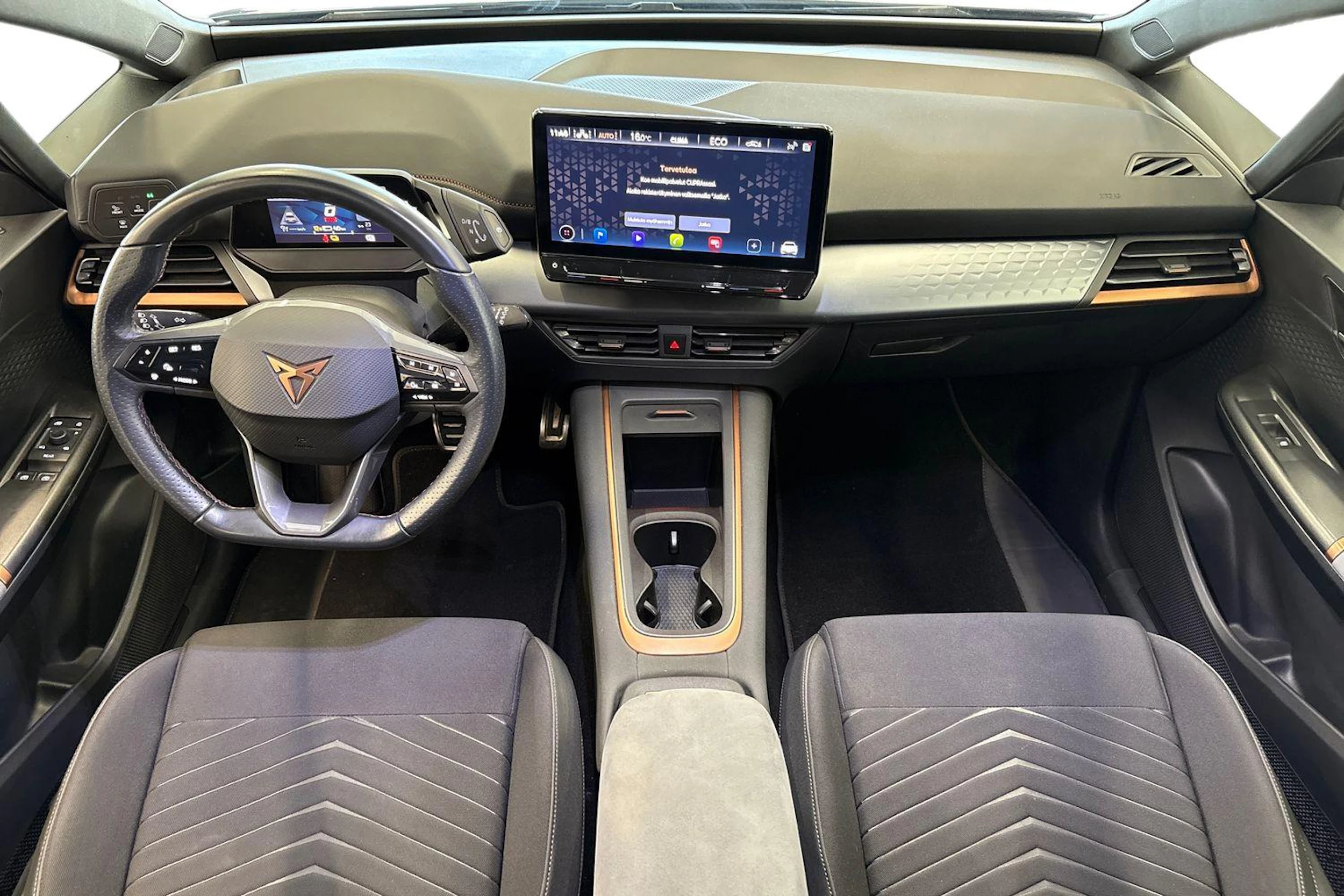 harmaa CUPRA Born 2023 kuva 7.