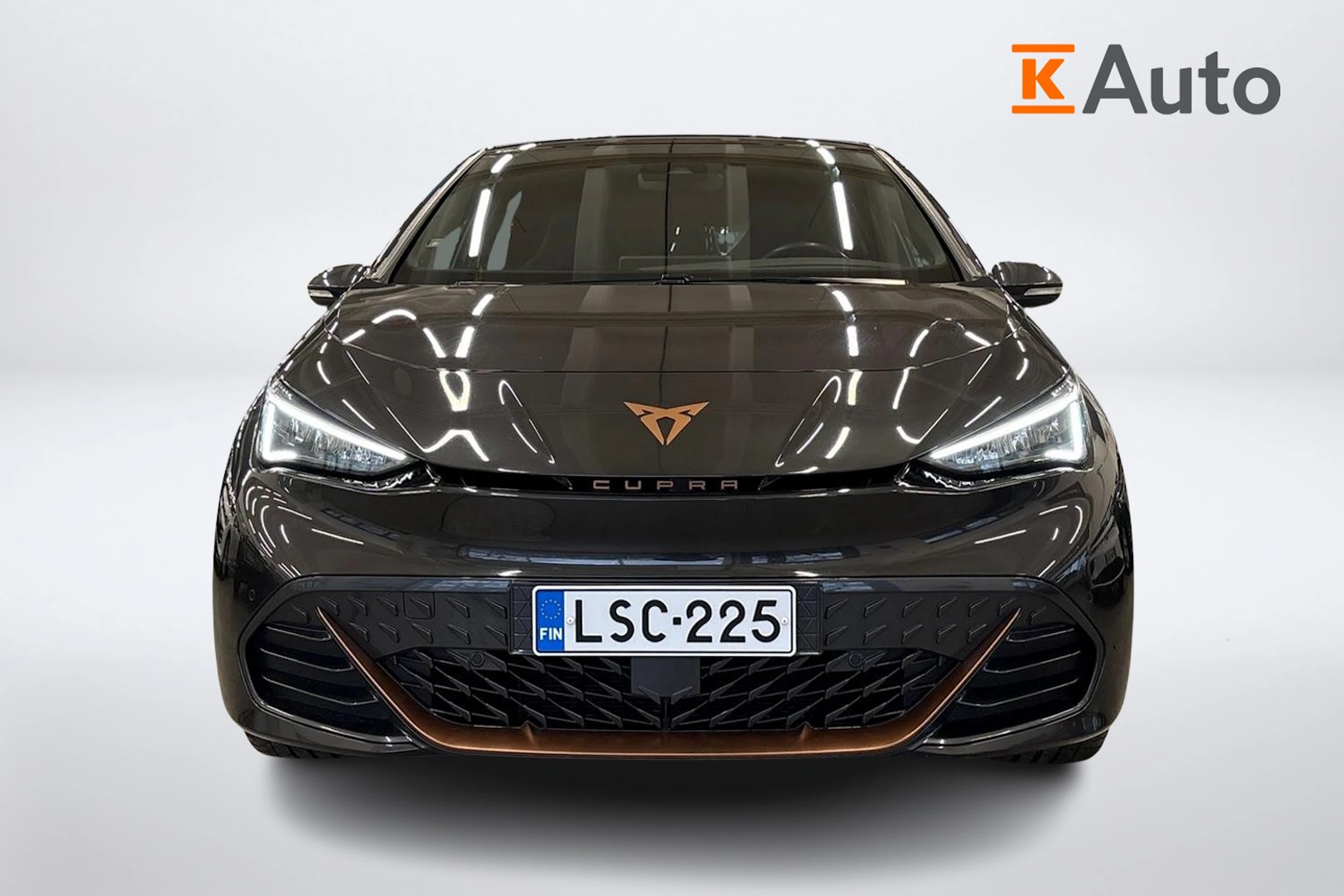 harmaa CUPRA Born 2023 kuva 4.