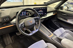 harmaa CUPRA Born 2023 kuva 6.