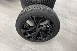 harmaa CUPRA Born 2023 kuva 10.