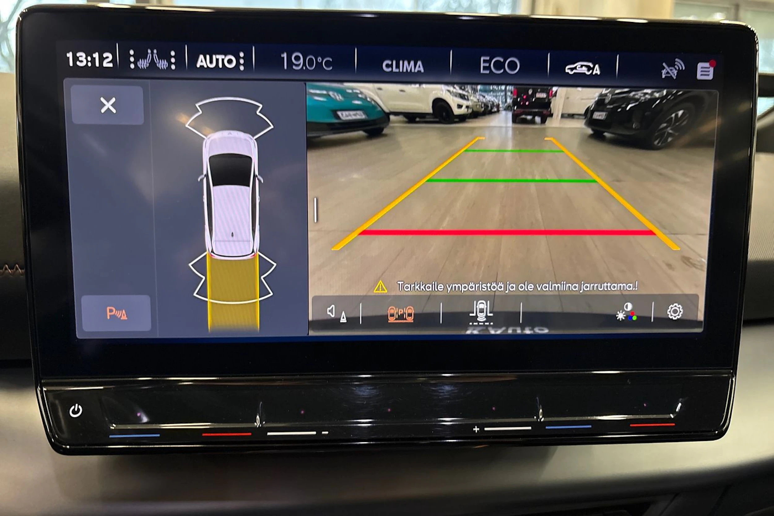 harmaa CUPRA Born 2023 kuva 13.