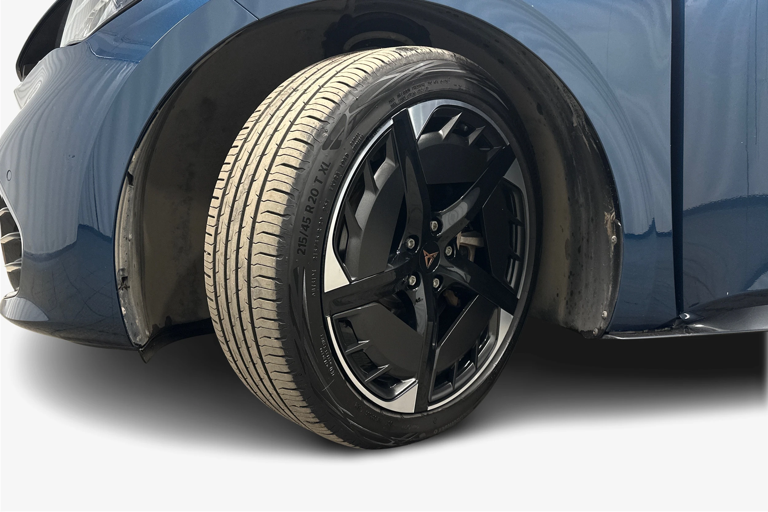 sininen CUPRA Born 2023 kuva 9.