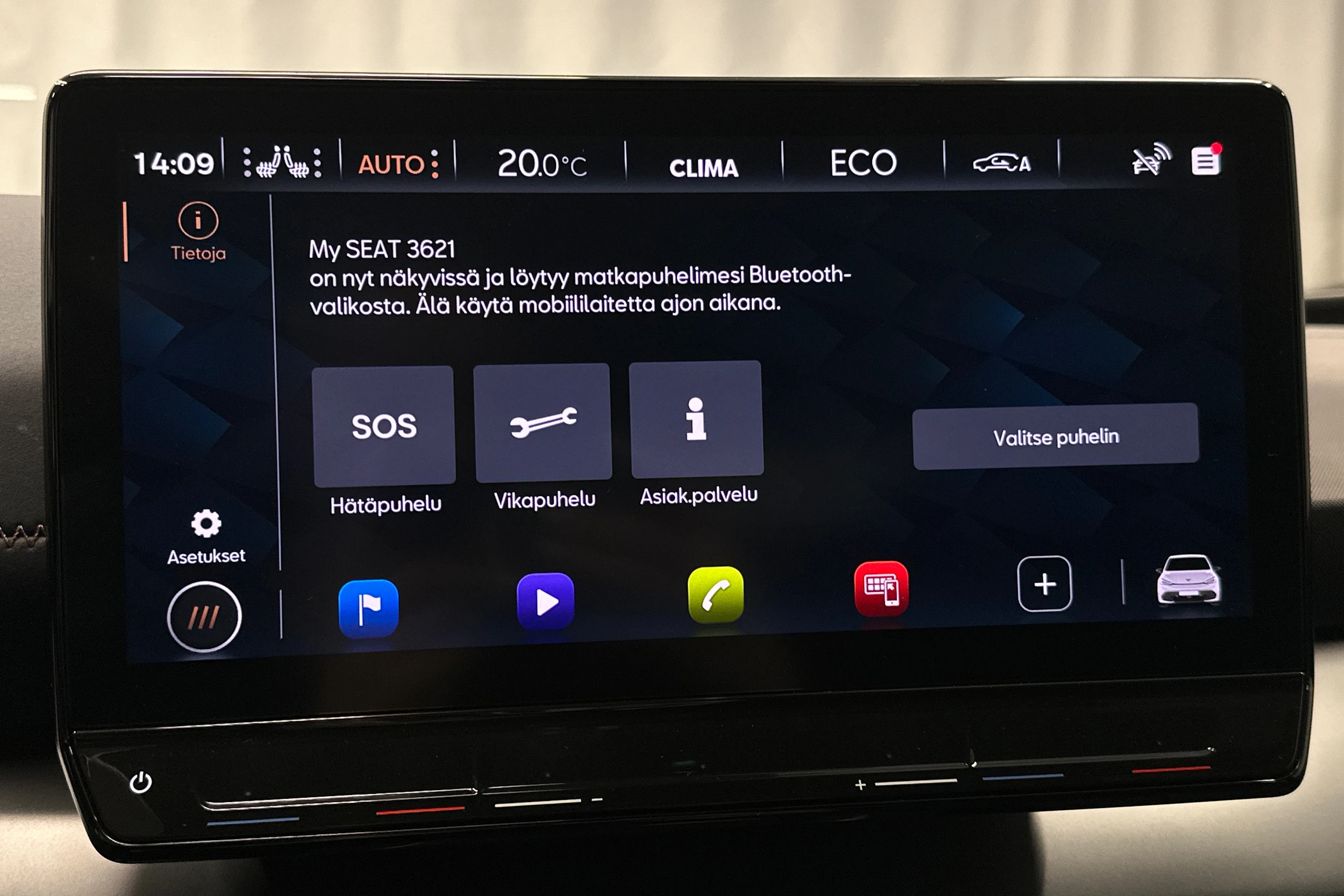 sininen CUPRA Born 2023 kuva 24.