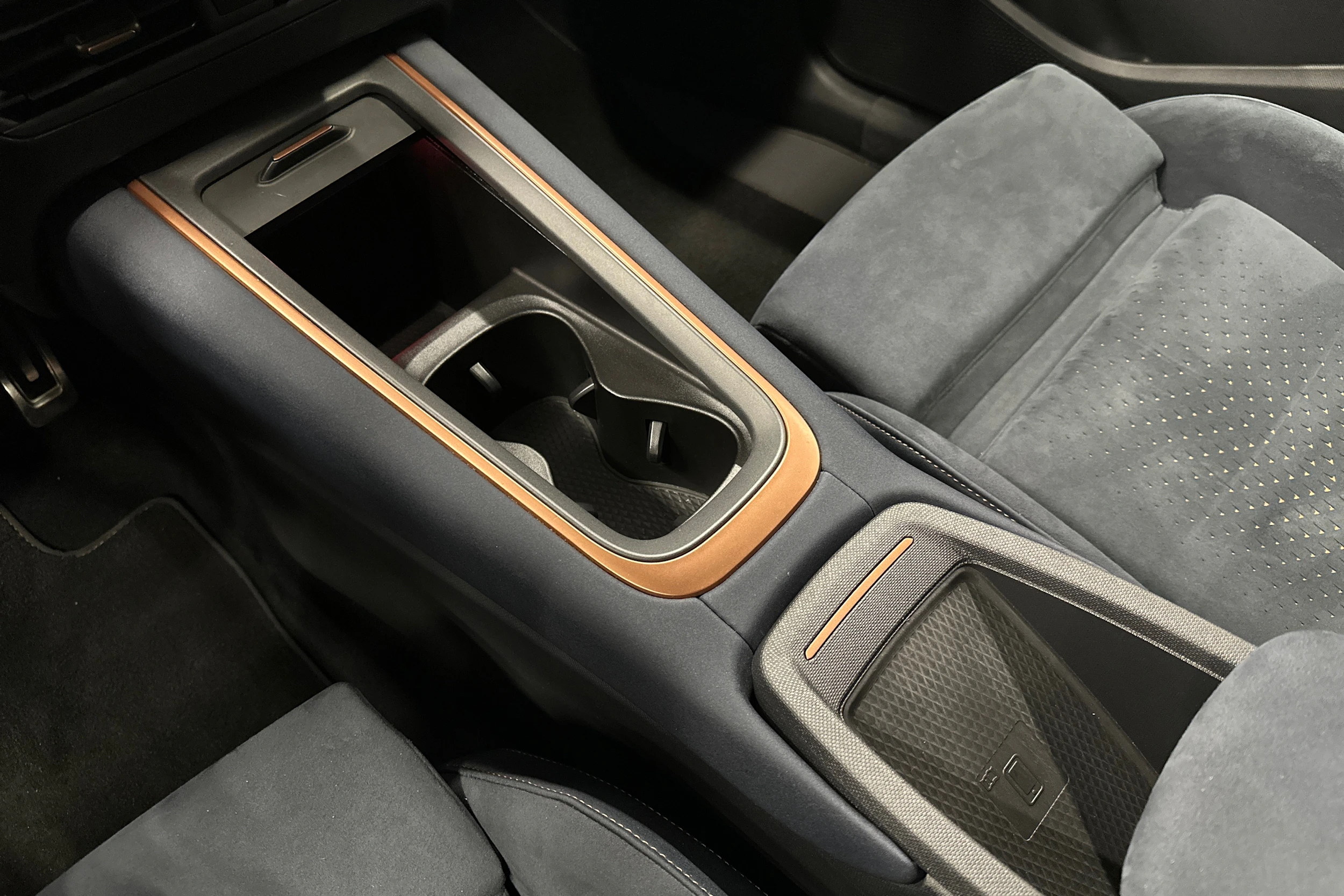 sininen CUPRA Born 2023 kuva 37.