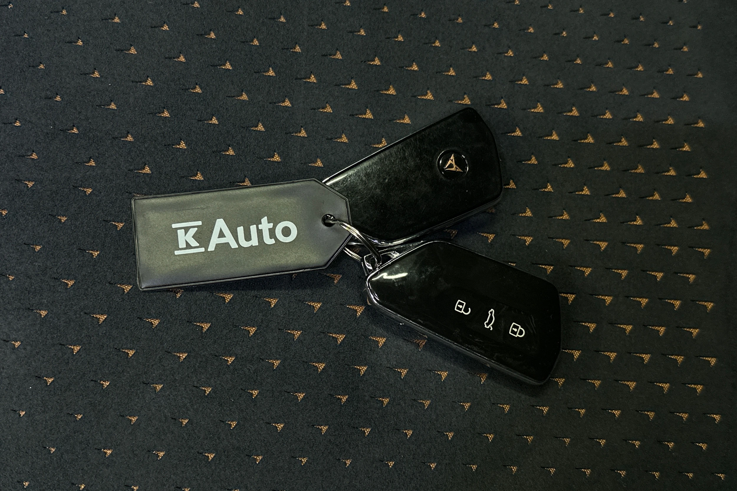 sininen CUPRA Born 2023 kuva 42.