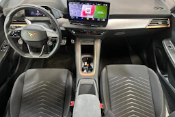Harmaa CUPRA BORN 2023 kuva 9.