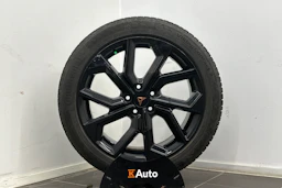 Harmaa CUPRA BORN 2023 kuva 13.