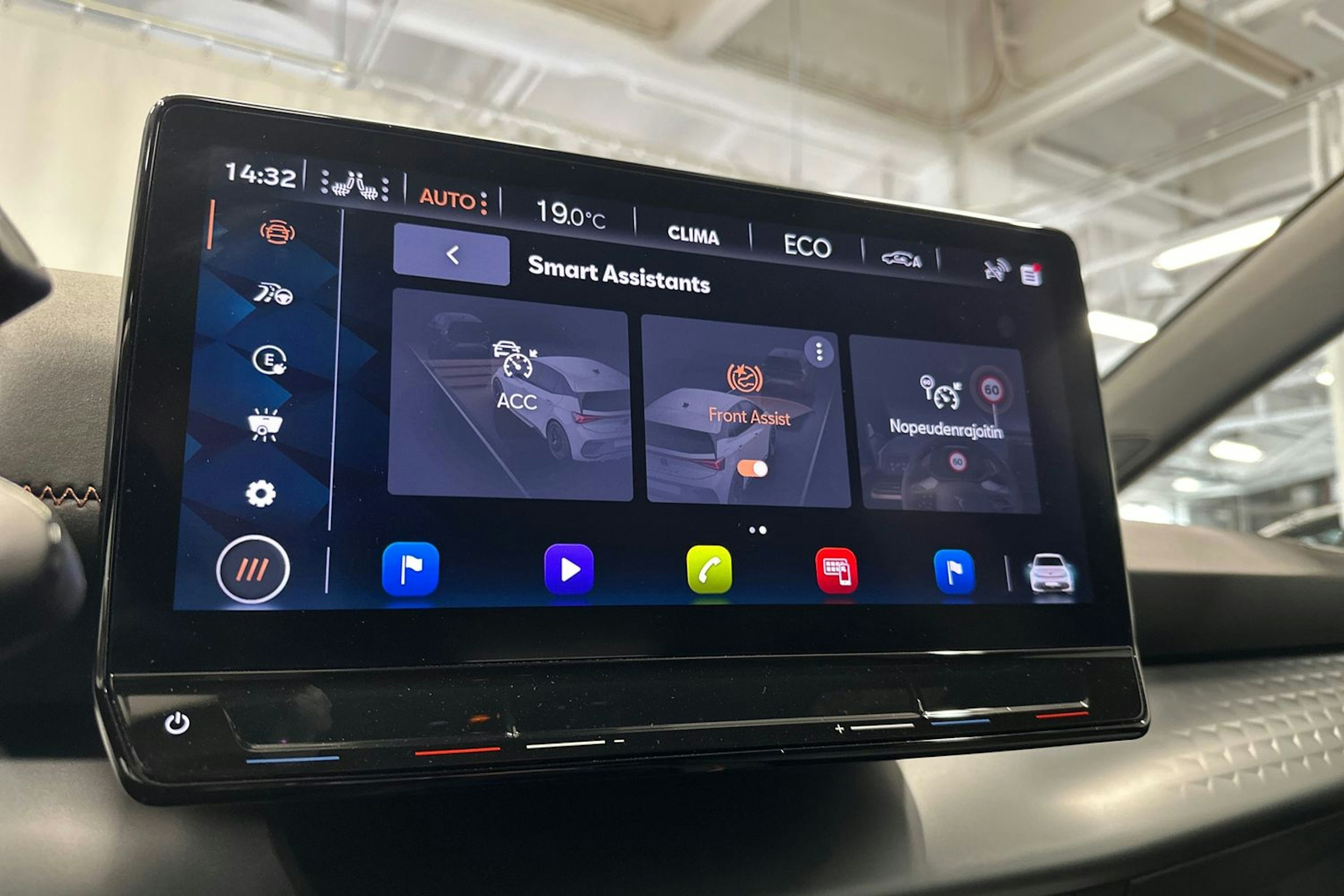 harmaa CUPRA Born 2023 kuva 29.