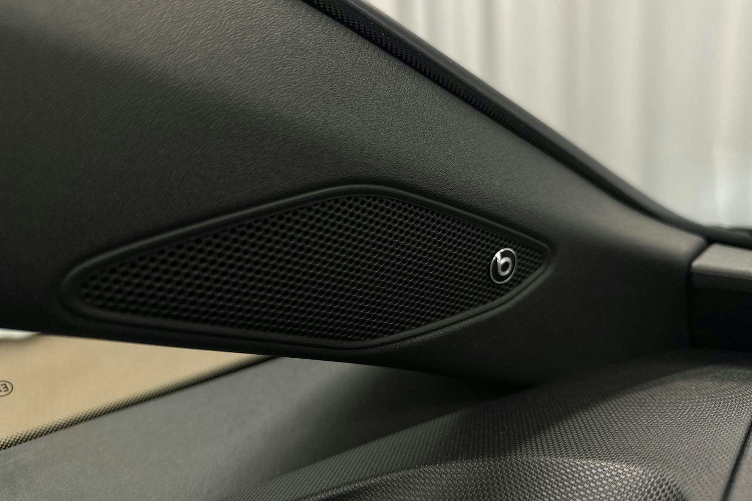 harmaa CUPRA Born 2023 kuva 34.