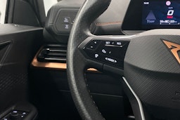 harmaa CUPRA Born 2023 kuva 17.