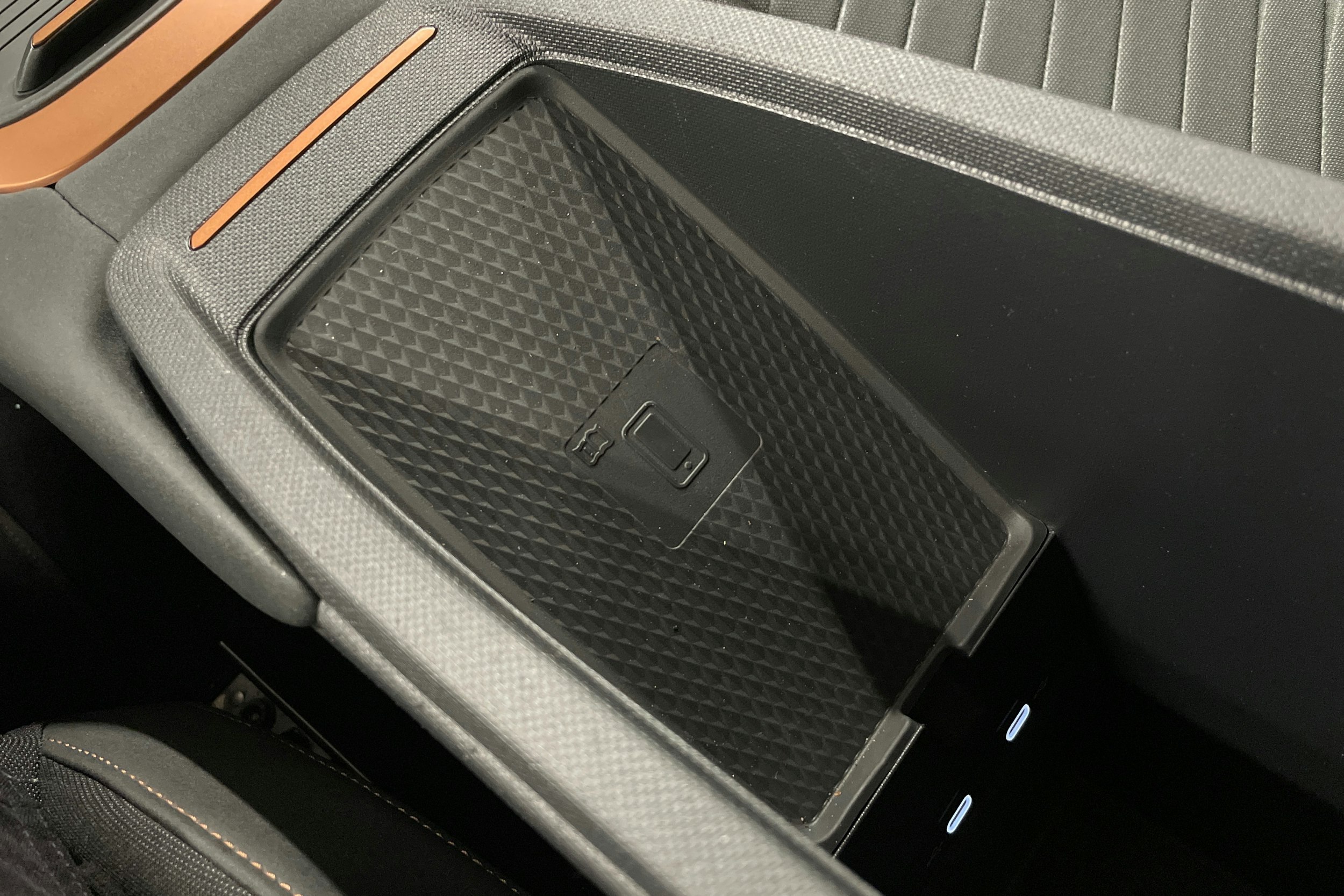 harmaa CUPRA Born 2023 kuva 20.