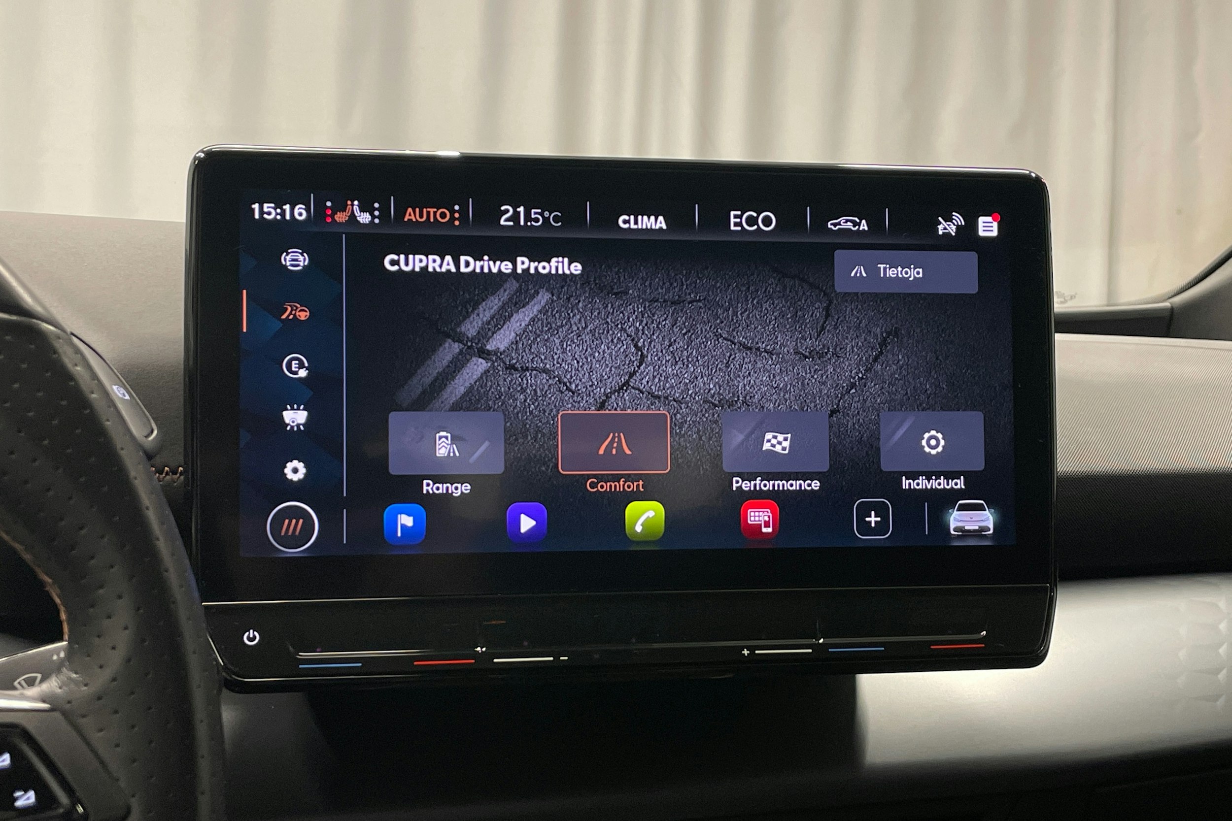 harmaa CUPRA Born 2023 kuva 30.