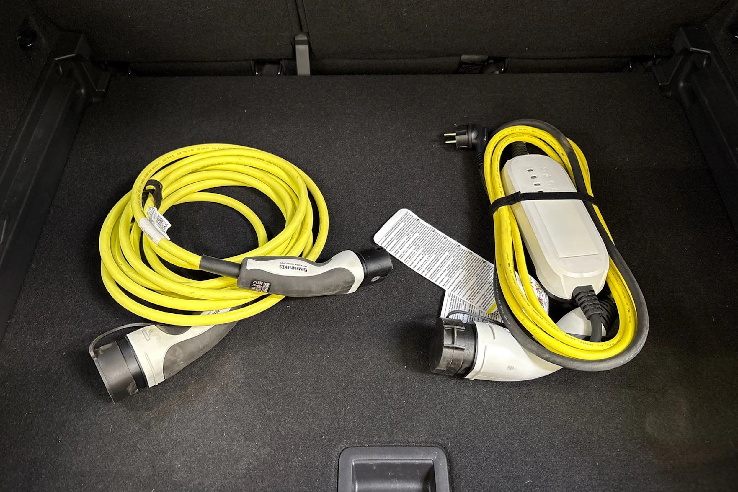 sininen CUPRA Born 2023 kuva 17.