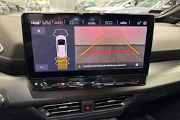 sininen CUPRA Born 2023 kuva 18.