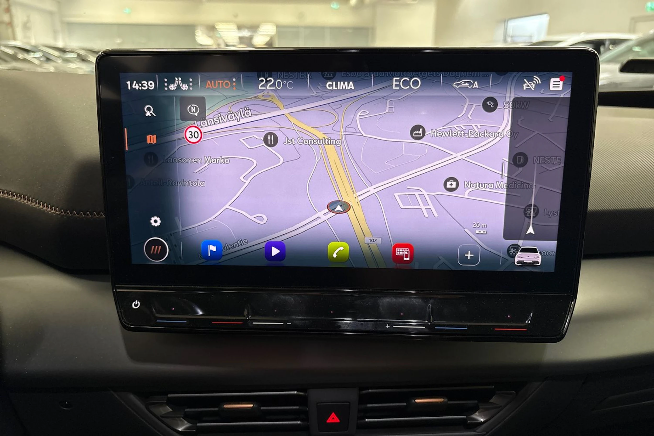 sininen CUPRA Born 2023 kuva 19.